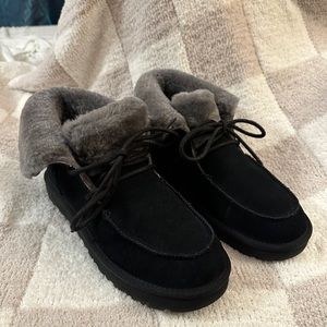 UGG Diara bootie in black Women’s 10